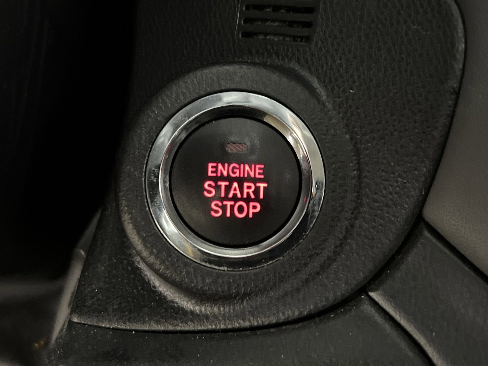 Used 2024 Subaru Outback Onyx Edition image 31