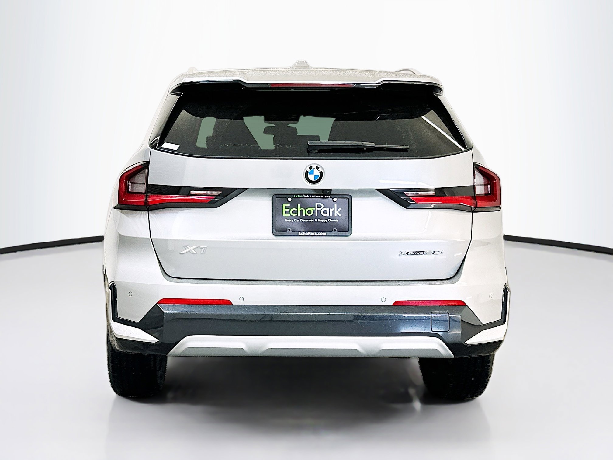 Used 2025 BMW X1 xDrive28i AWD/4WD image 7