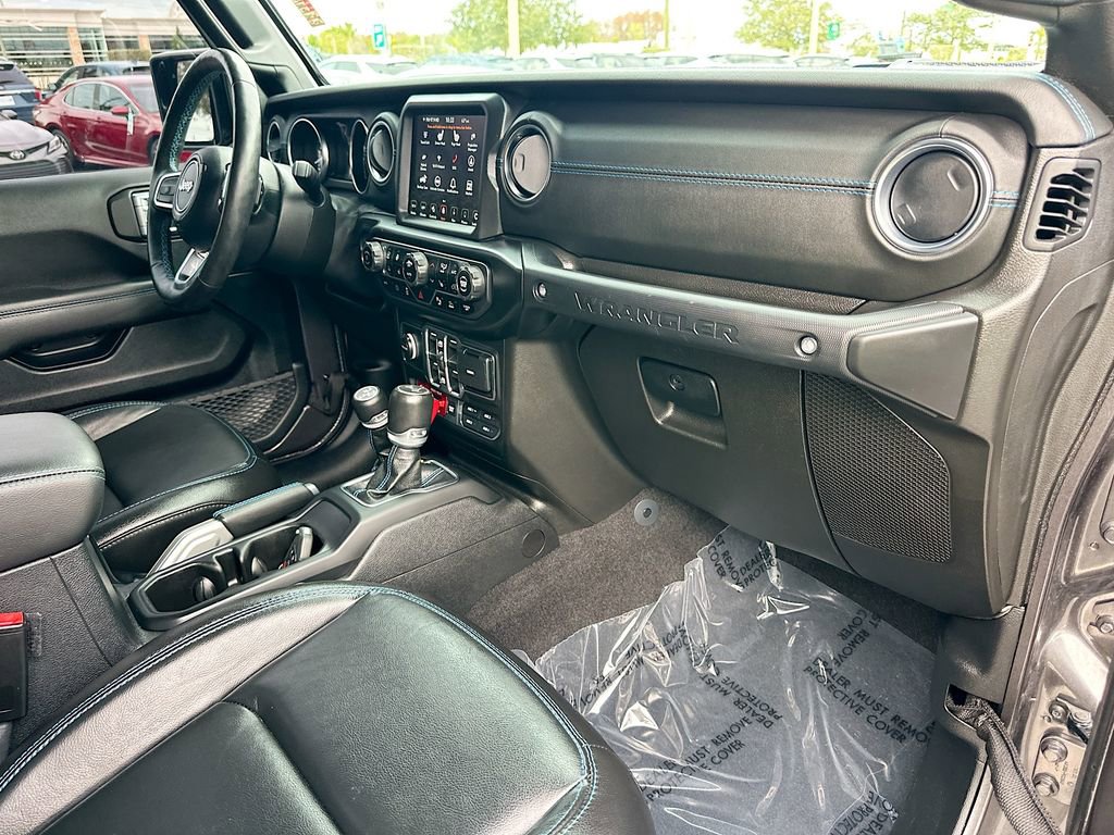 Used 2021 Jeep Wrangler Unlimited Rubicon 4xe w/ Steel Bumper Group image 28