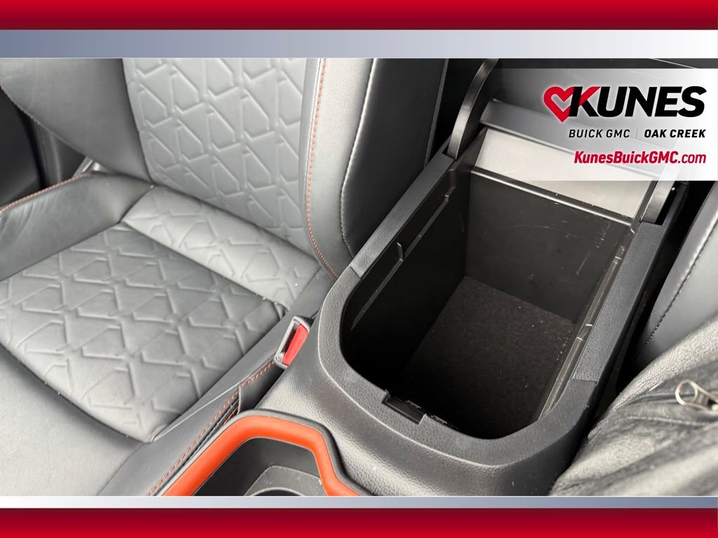 Used 2024 Toyota RAV4 Adventure image 28