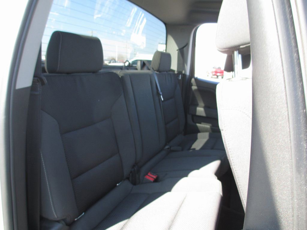 Used 2018 GMC Sierra 1500 SLE w/ SLE Value Package image 20