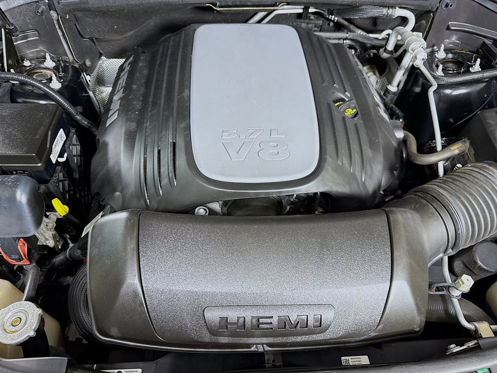 Used 2023 Dodge Durango R/T w/ Hemi Orange Plus Package AWD/4WD image 38