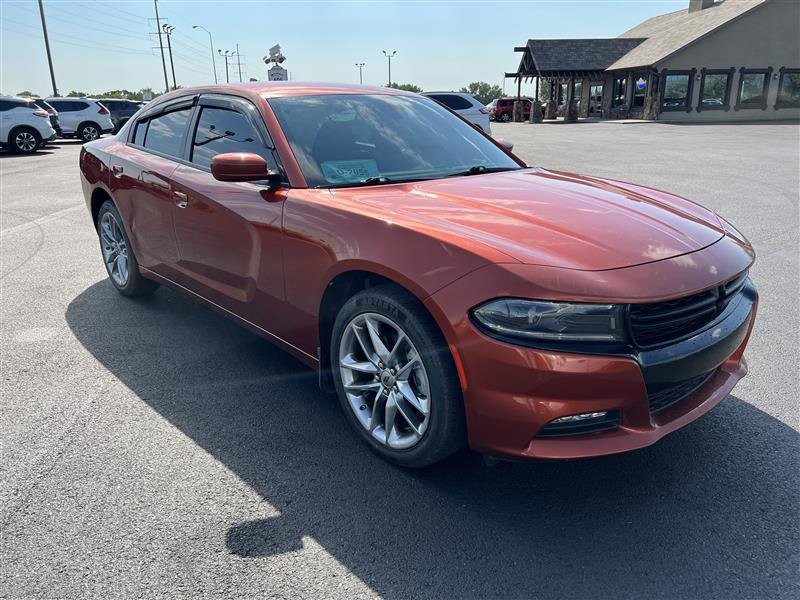 Used 2022 Dodge Charger SXT w/ Plus Group image 2