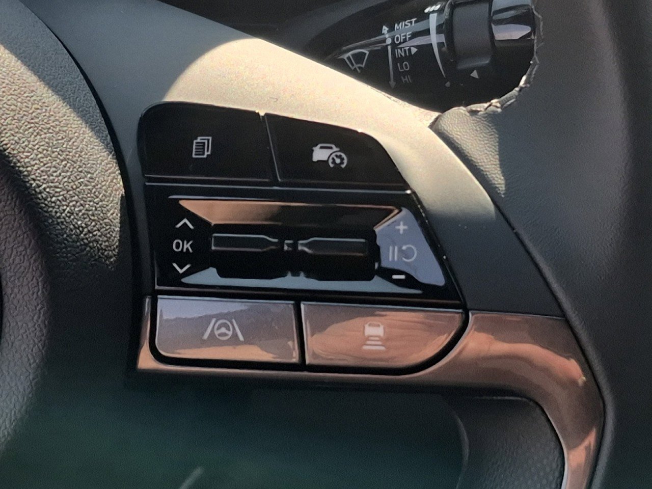 New 2026 Hyundai Elantra SEL Sport Premium image 26