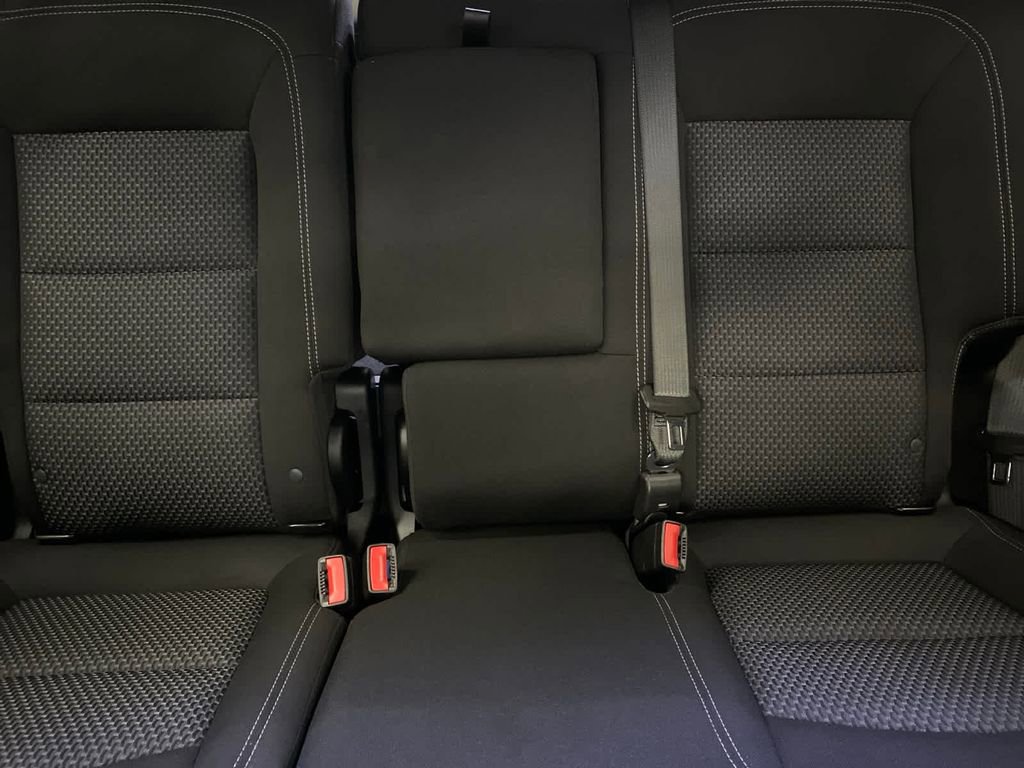 Certified 2023 GMC Terrain SLE image 18