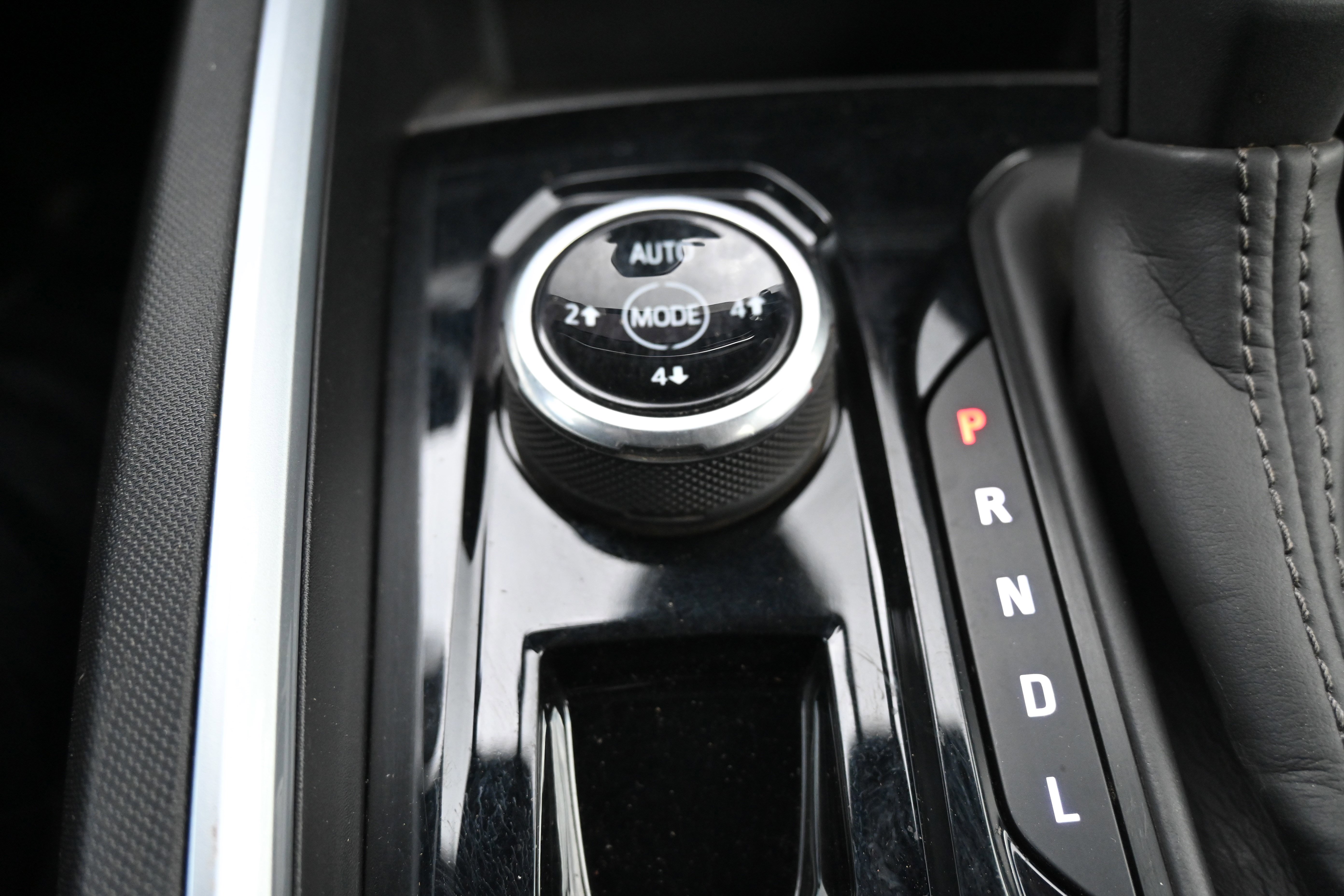 Used 2024 Chevrolet Colorado Trail Boss AWD/4WD image 27
