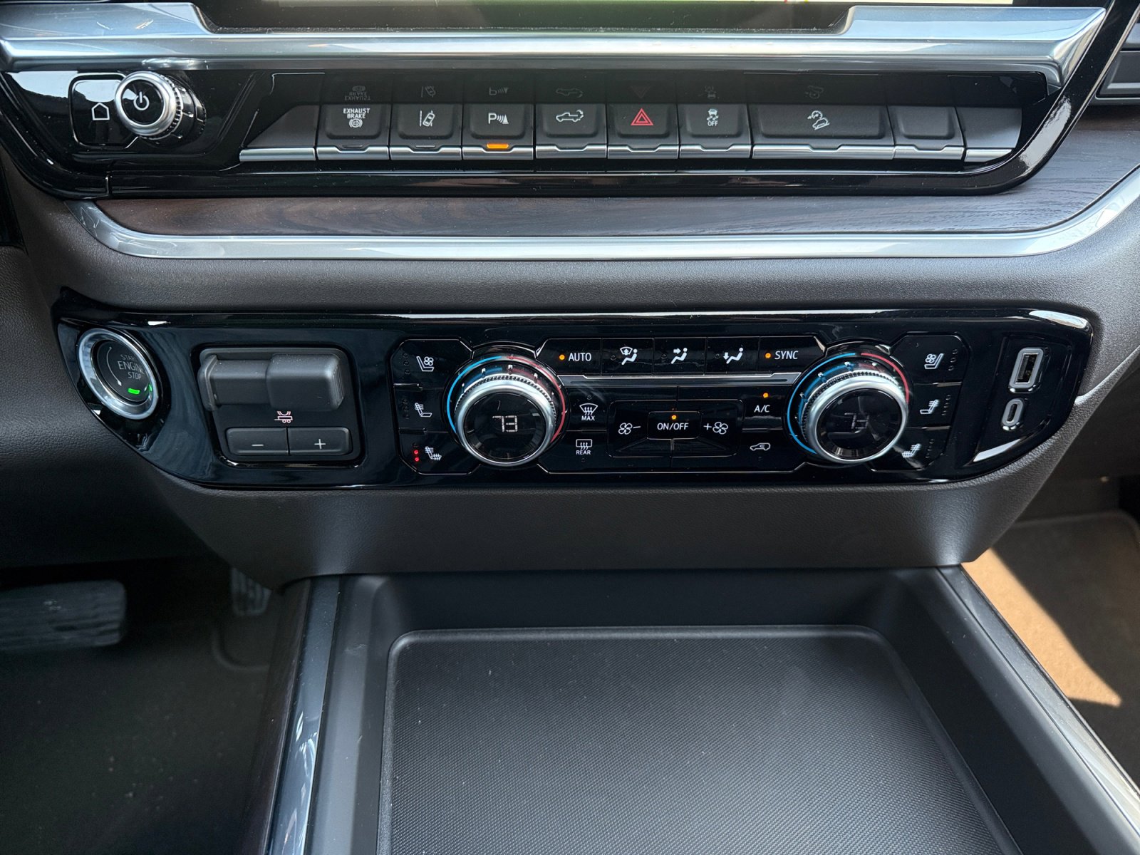 New 2026 GMC Sierra 2500 SLT w/ SLT Premium Package image 21