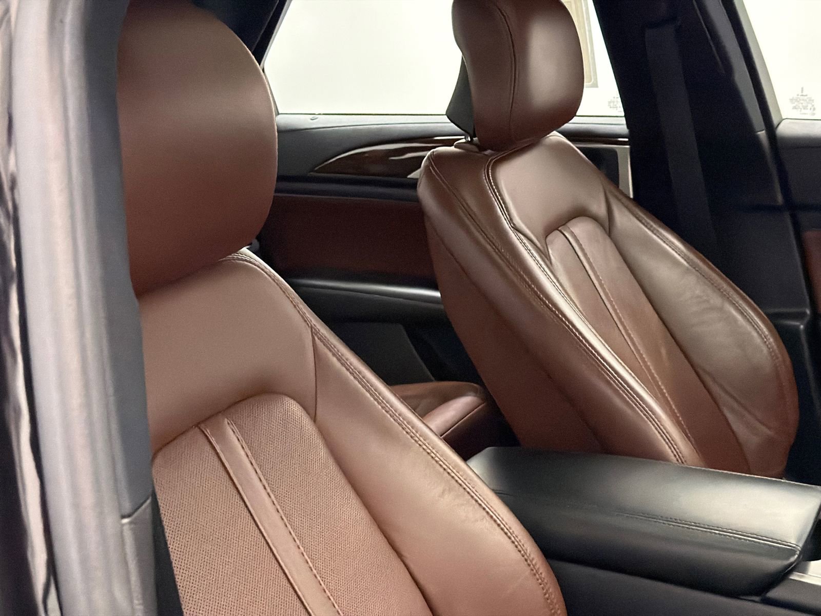 Used 2019 Lincoln MKZ Reserve image 9