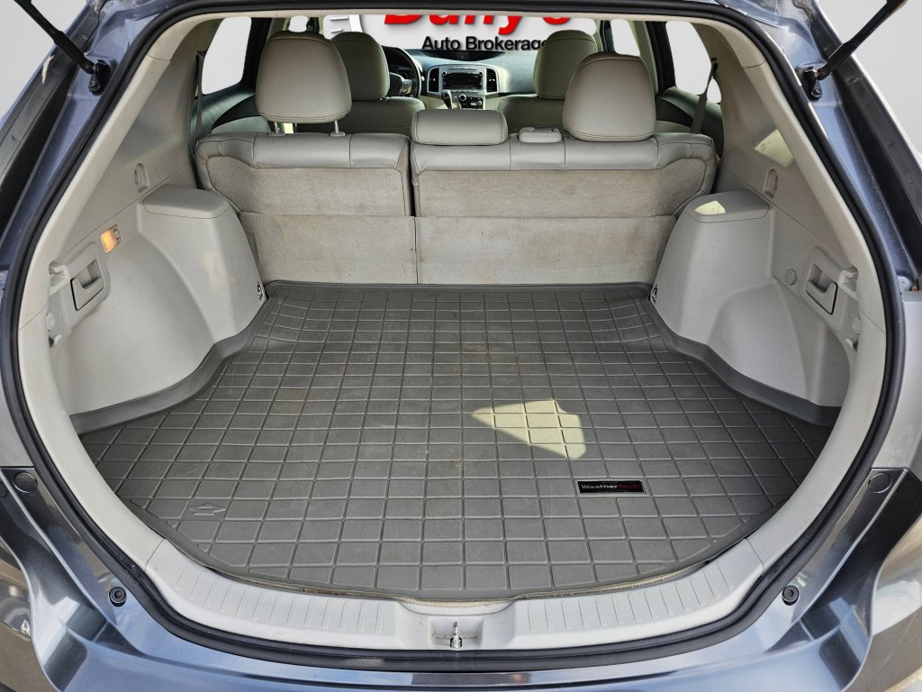 Used 2010 Toyota Venza Limited image 16