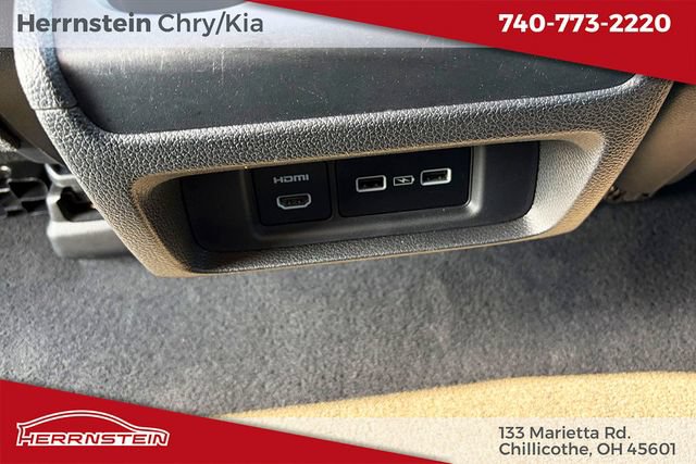 Used 2023 Honda Odyssey Elite image 29