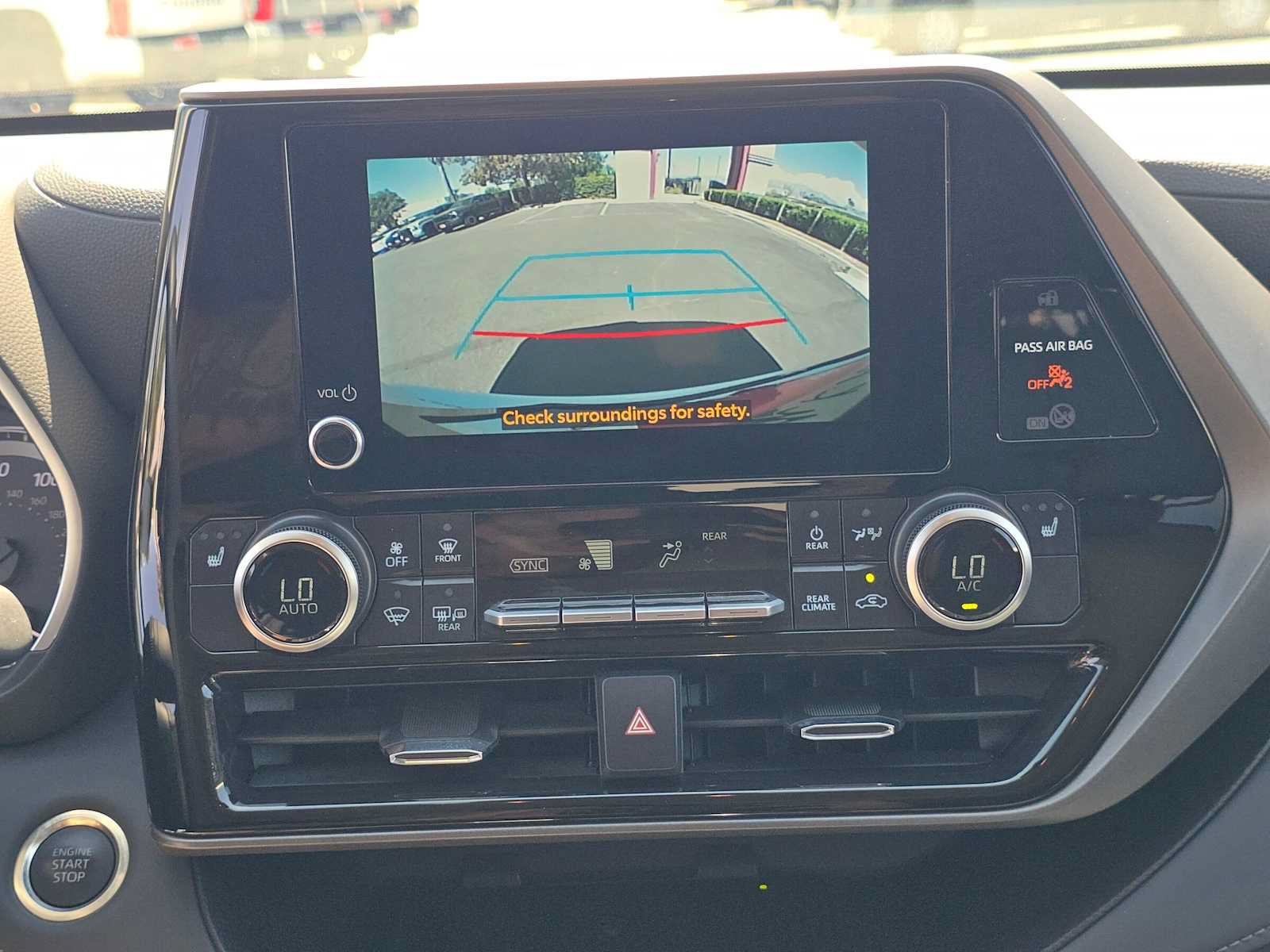 Certified 2026 Toyota Highlander XLE AWD/4WD image 30