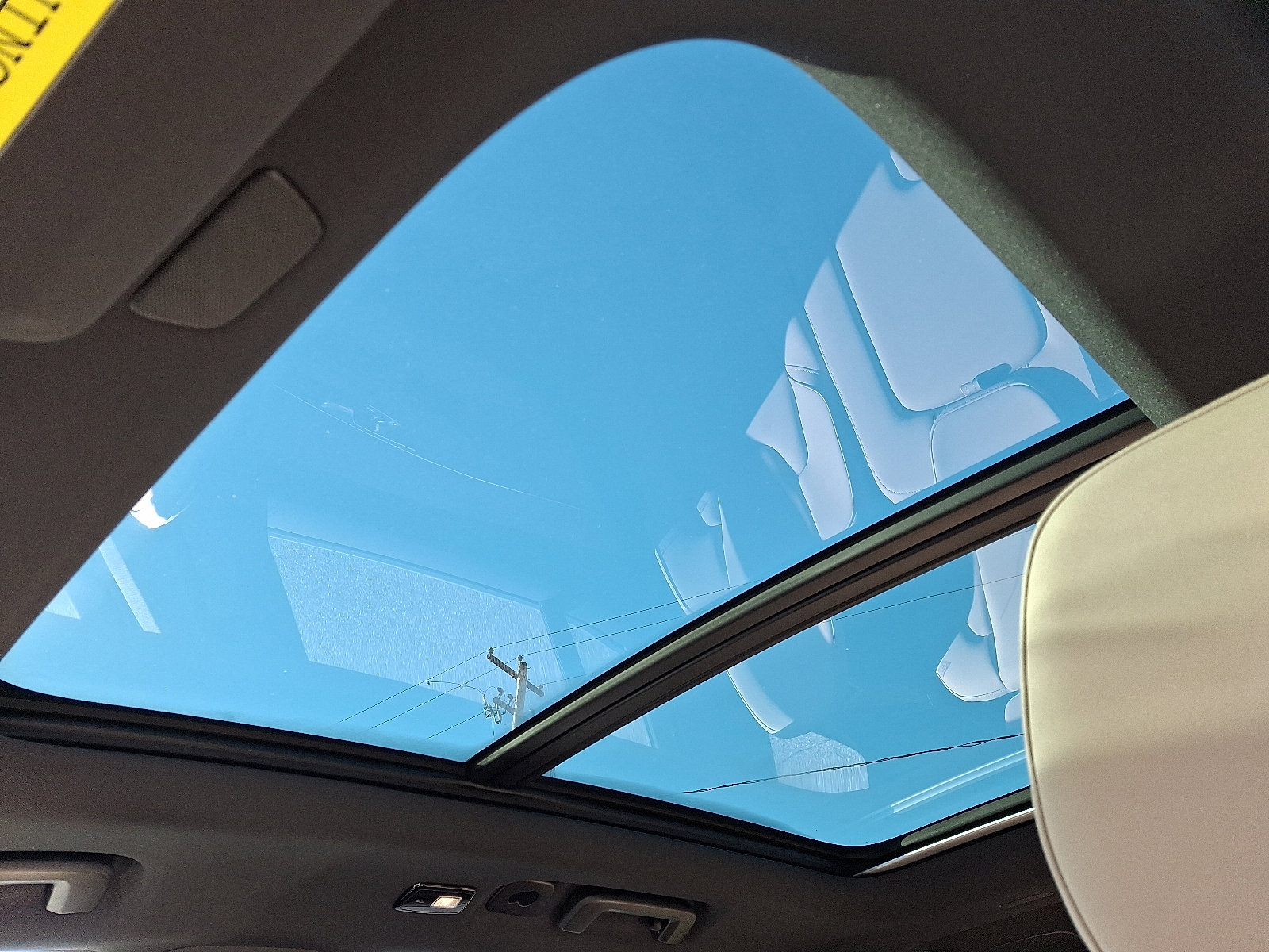 New 2026 Volvo XC90 B6 Plus w/ Protection Package Premier image 9