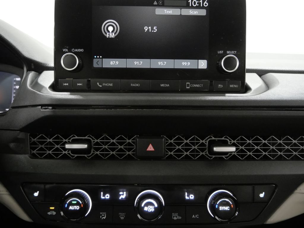 Used 2025 Honda Accord SE image 19