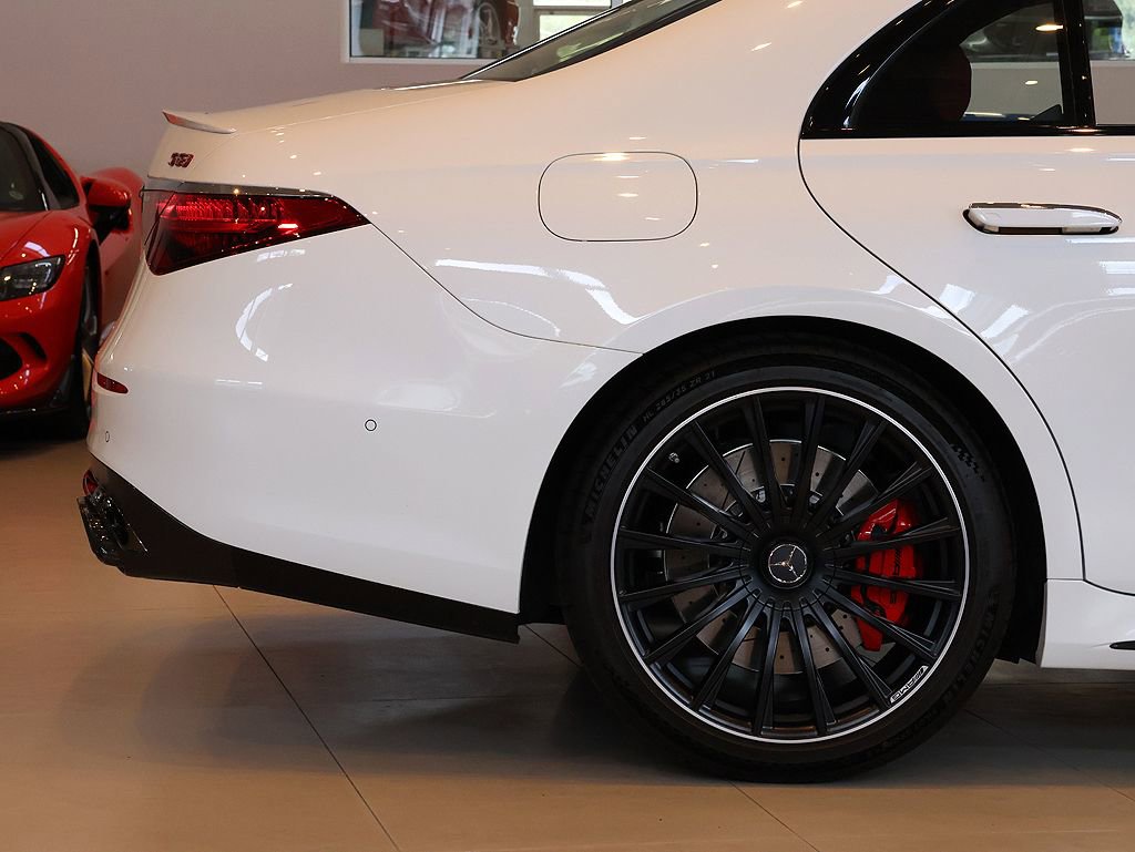 Used 2025 Mercedes-Benz S 63 AMG S image 15