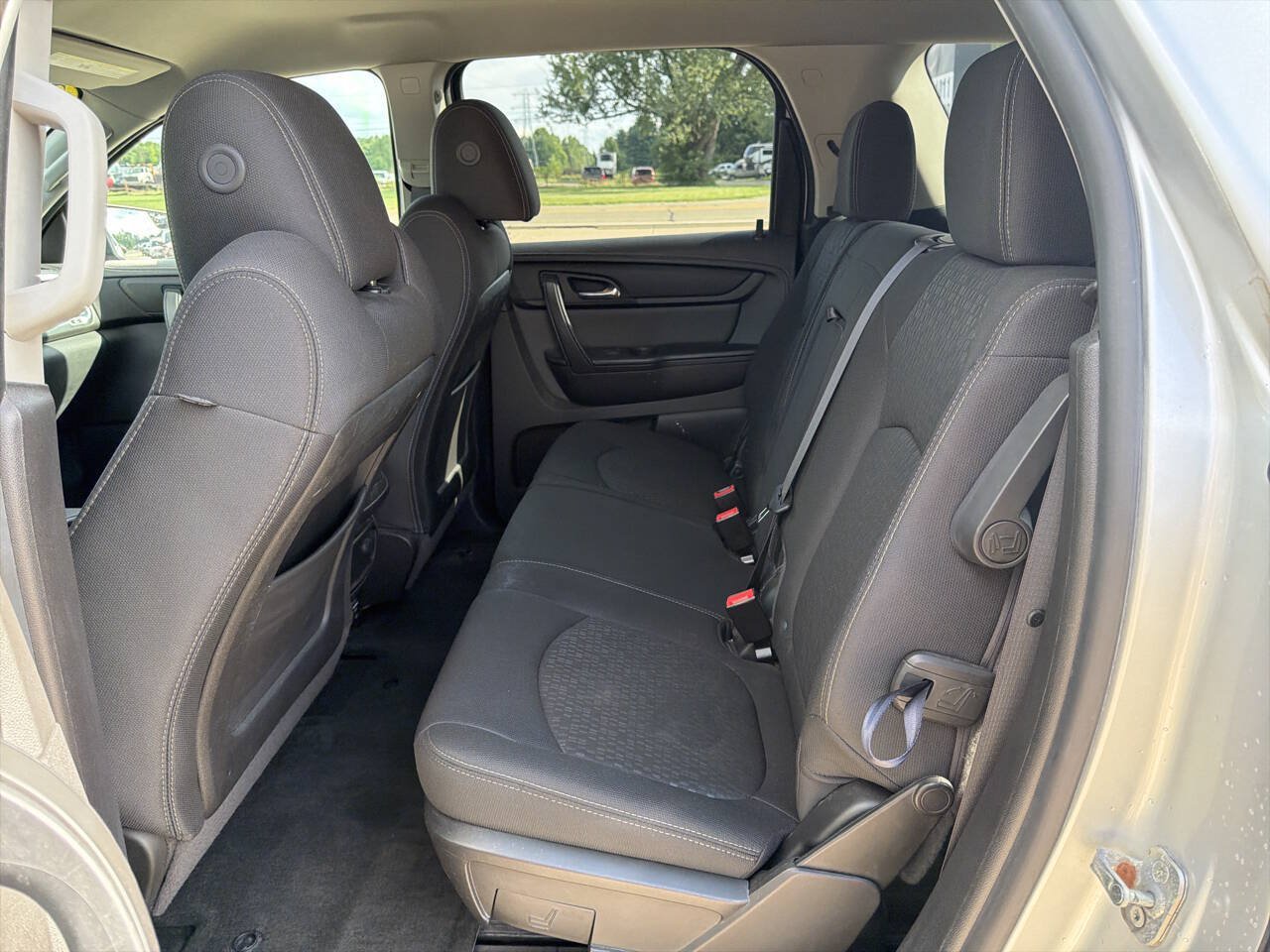 Used 2014 GMC Acadia SLE FWD image 15