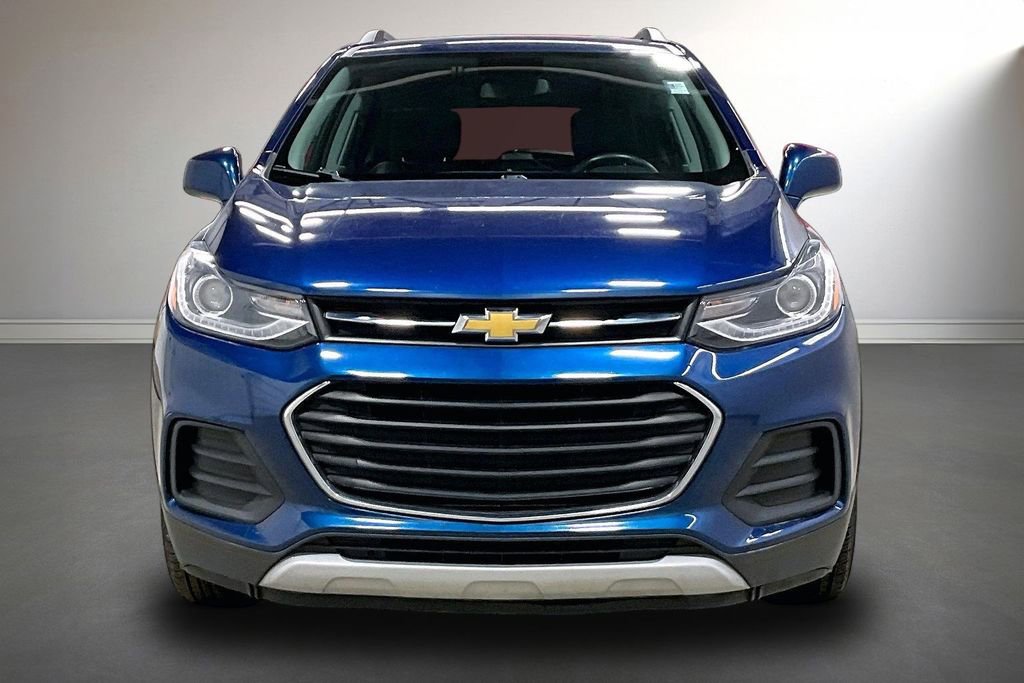 Used 2019 Chevrolet Trax LT w/ Driver Confidence Package image 2