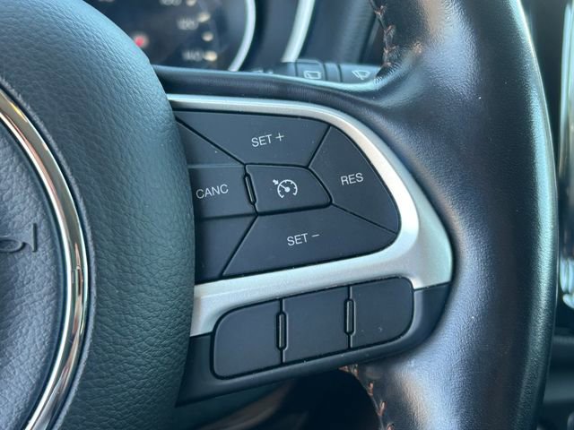 Used 2020 Jeep Compass Limited AWD/4WD image 17