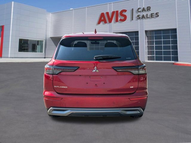 Used 2025 Mitsubishi Outlander SE AWD/4WD image 9