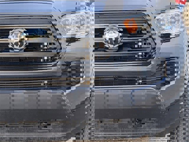 Used 2022 Toyota Tacoma SR w/ SR Convenience Package image 7