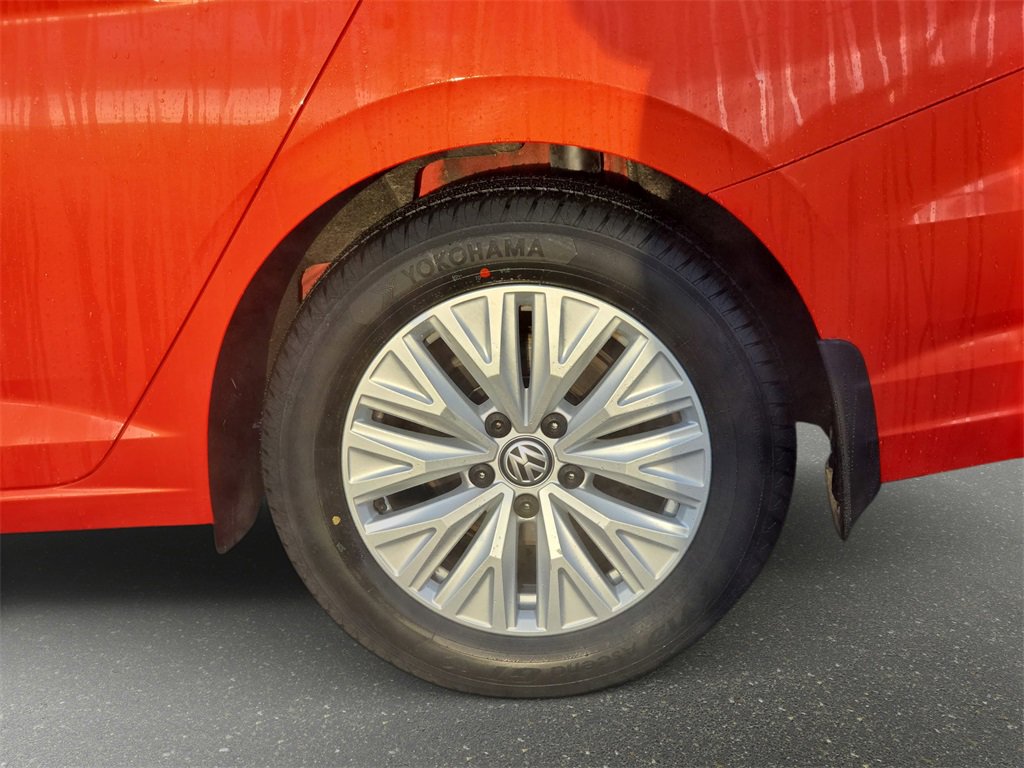 Used 2019 Volkswagen Jetta S w/ Driver Assistance Package image 32