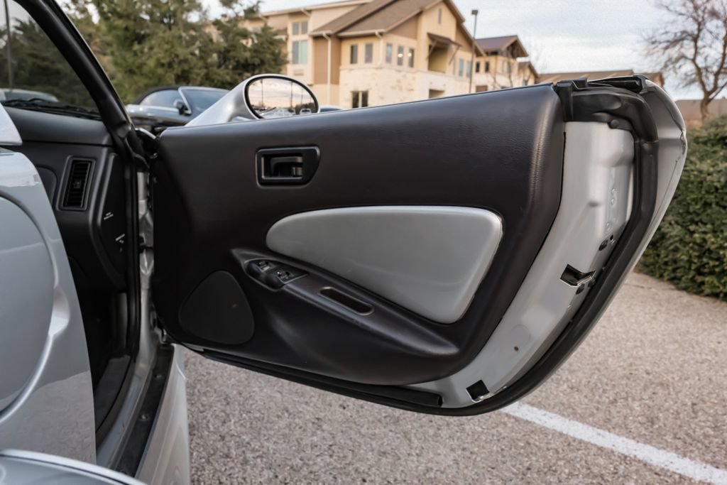 Used 2001 Chrysler Prowler RWD image 31