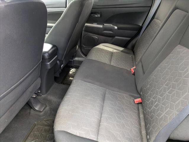 Used 2020 Mitsubishi Outlander Sport ES AWD/4WD image 17