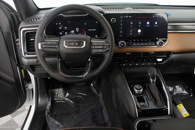 New 2026 GMC Canyon AT4 w/ Off-Road Front Bumper Package image 10