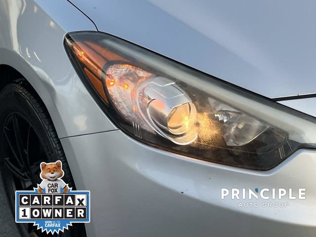 Used 2016 Kia Forte LX image 9