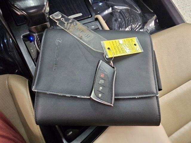 Used 2021 Lexus ES 300h w/ Premium Package image 23