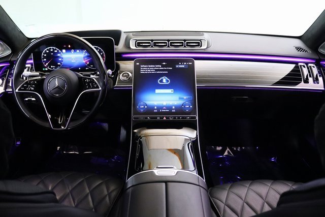 Used 2022 Mercedes-Benz S 580 4MATIC Sedan w/ Rear Seat Package image 25