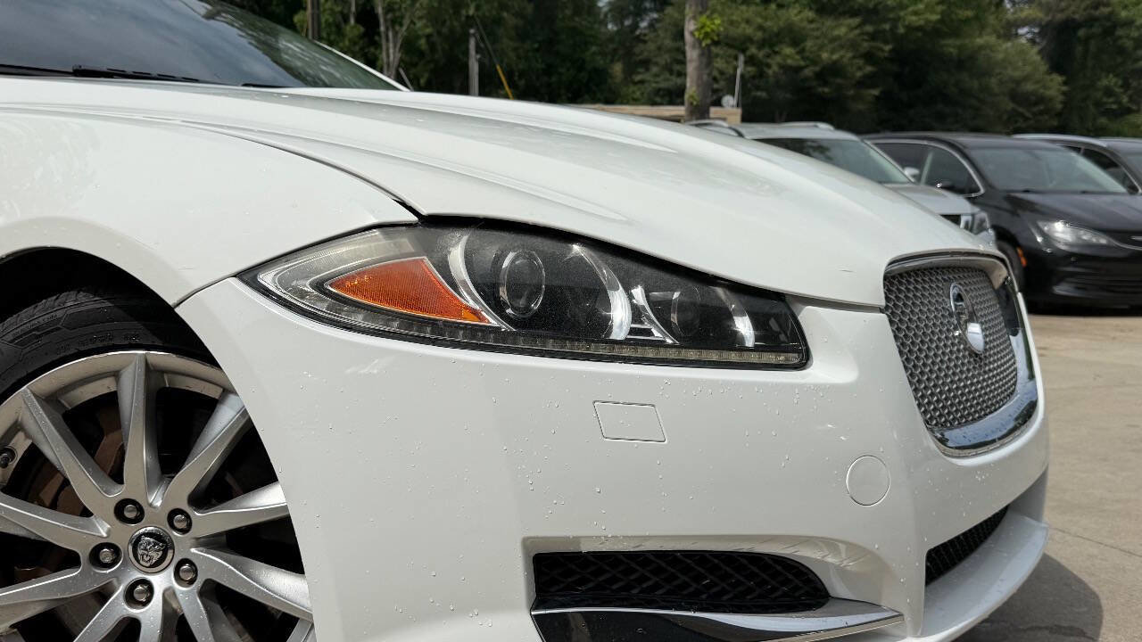 Used 2013 Jaguar XF RWD image 3
