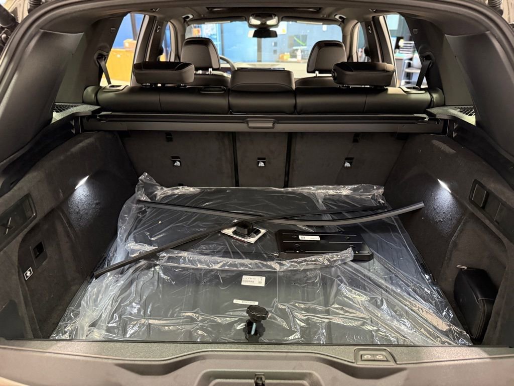 Used 2026 BMW X5 xDrive40i w/ Off-Road Package image 30