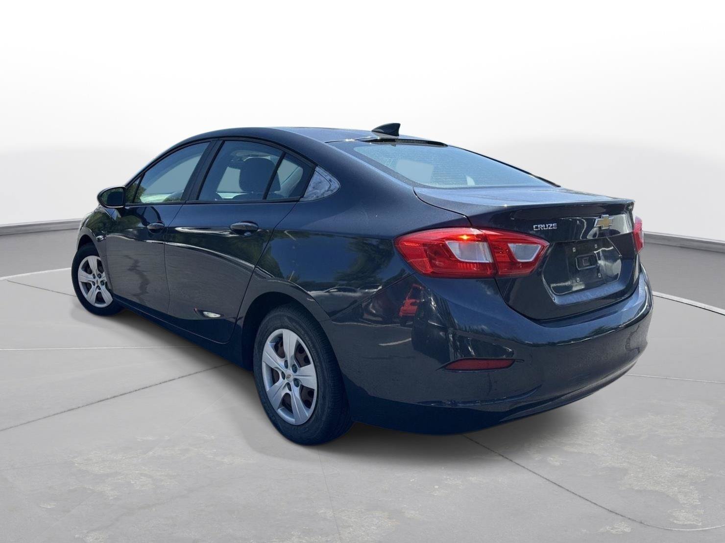 Used 2016 Chevrolet Cruze LS FWD image 8
