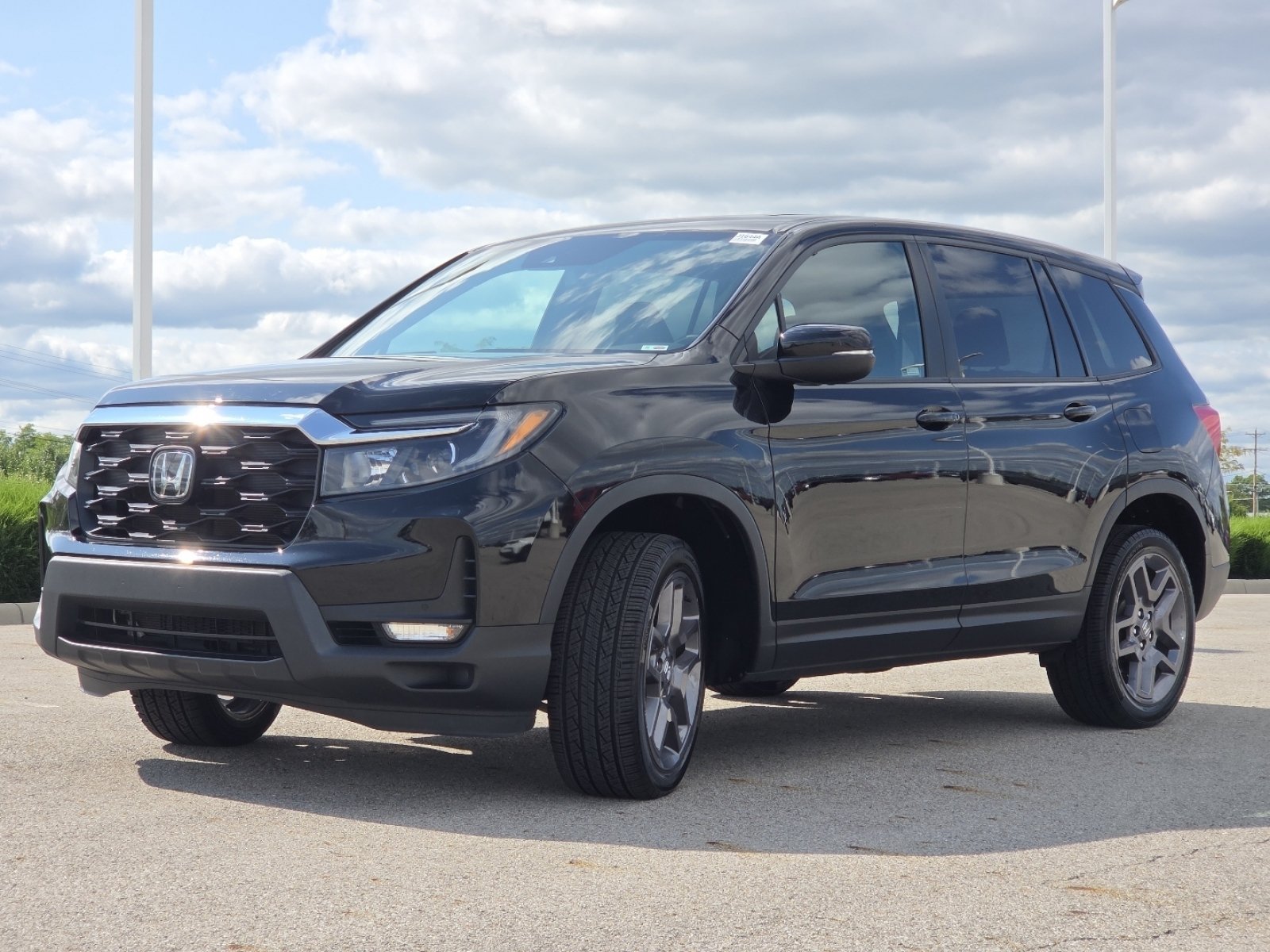Used 2023 Honda Passport EX-L image 16