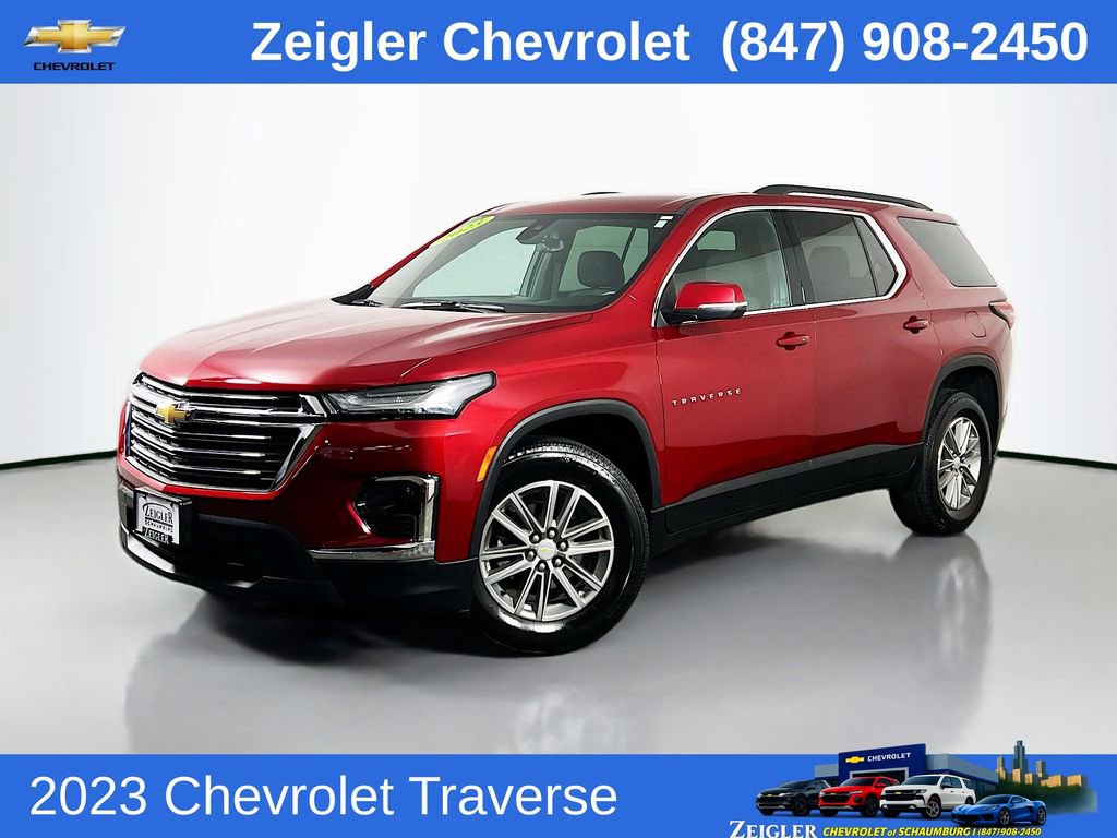 Used 2023 Chevrolet Traverse LT image 1