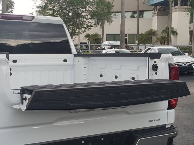Used 2024 GMC Sierra 1500 SLT AWD/4WD image 15