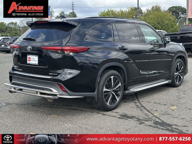 Used 2022 Toyota Highlander XSE AWD/4WD image 7