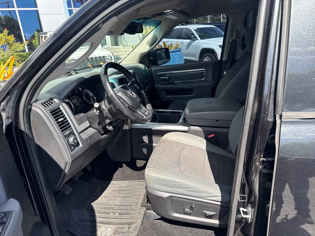 Used 2016 RAM 1500 Big Horn AWD/4WD image 3
