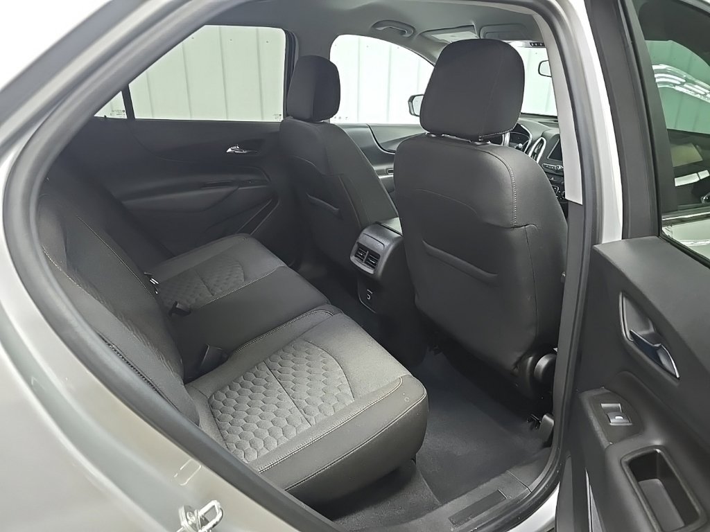 Used 2021 Chevrolet Equinox LT AWD/4WD image 17