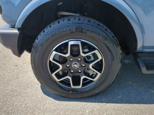 Used 2025 Ford Bronco Outer Banks AWD/4WD image 10