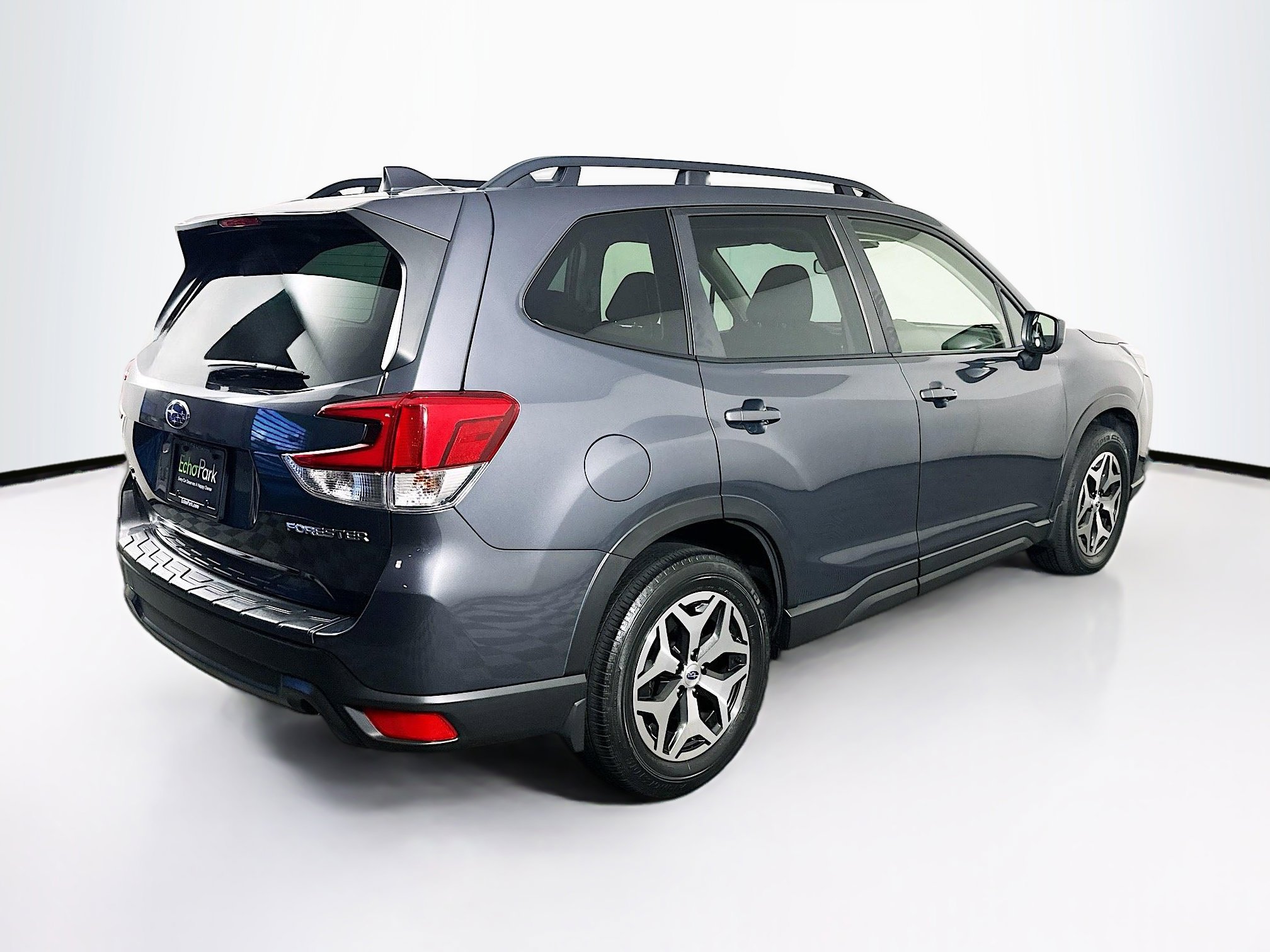 Used 2022 Subaru Forester Premium image 9