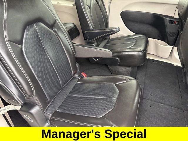Used 2020 Chrysler Voyager Lxi image 37