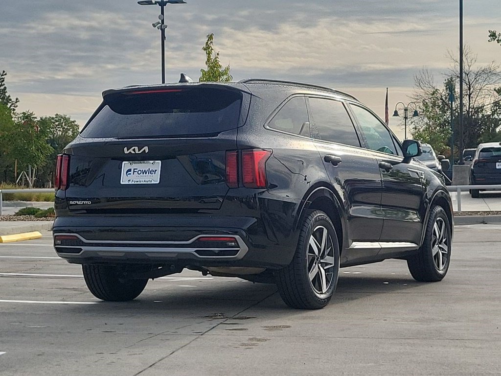 Used 2023 Kia Sorento S w/ Panoramic Sunroof Package FWD image 8