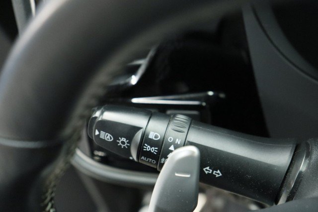 Used 2020 Mitsubishi Outlander SEL AWD/4WD image 13