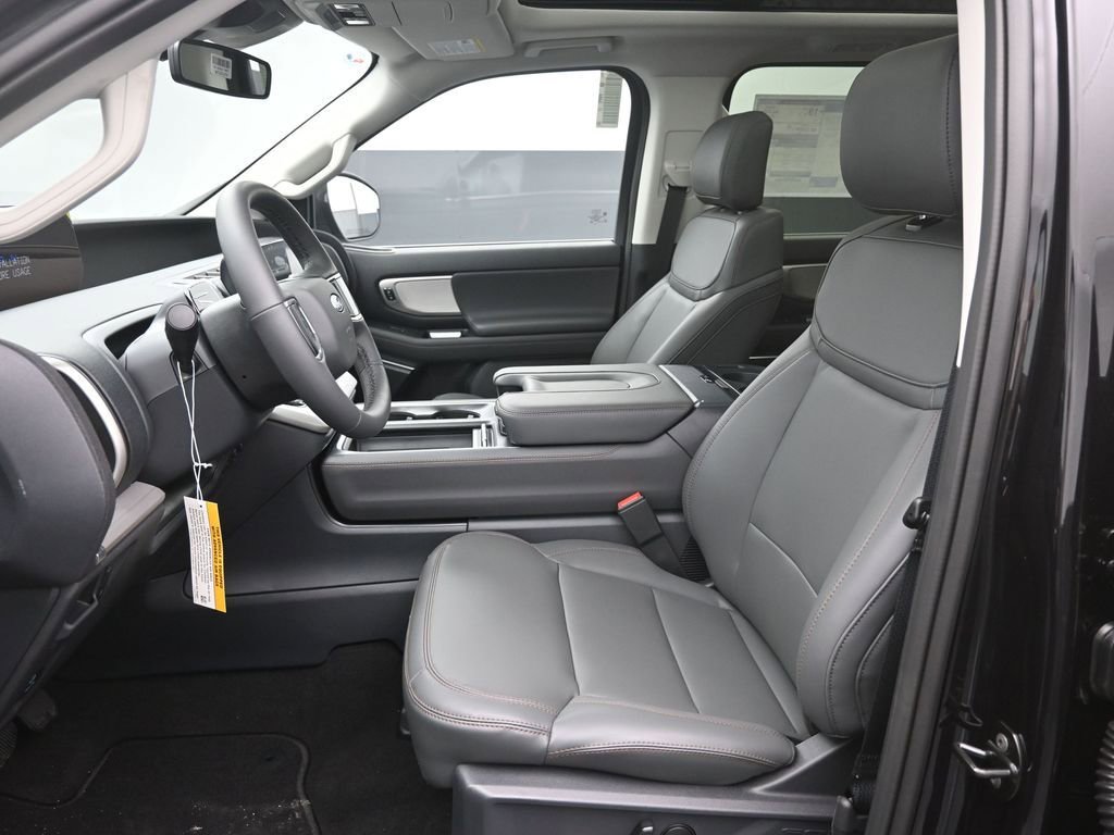 New 2025 Ford Expedition Active RWD image 18