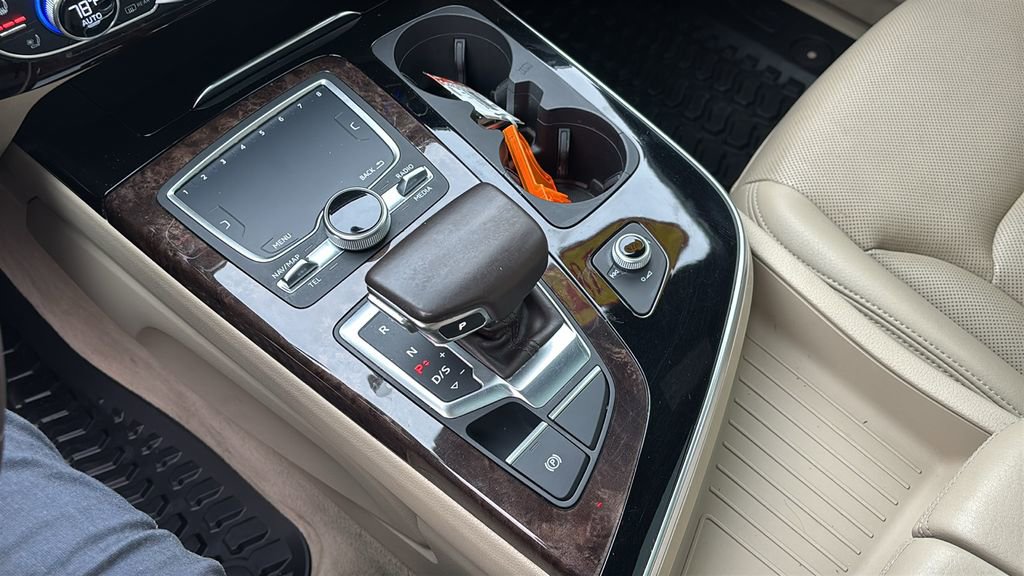 Used 2018 Audi Q7 3.0T Premium Plus w/ Premium Plus Package image 21