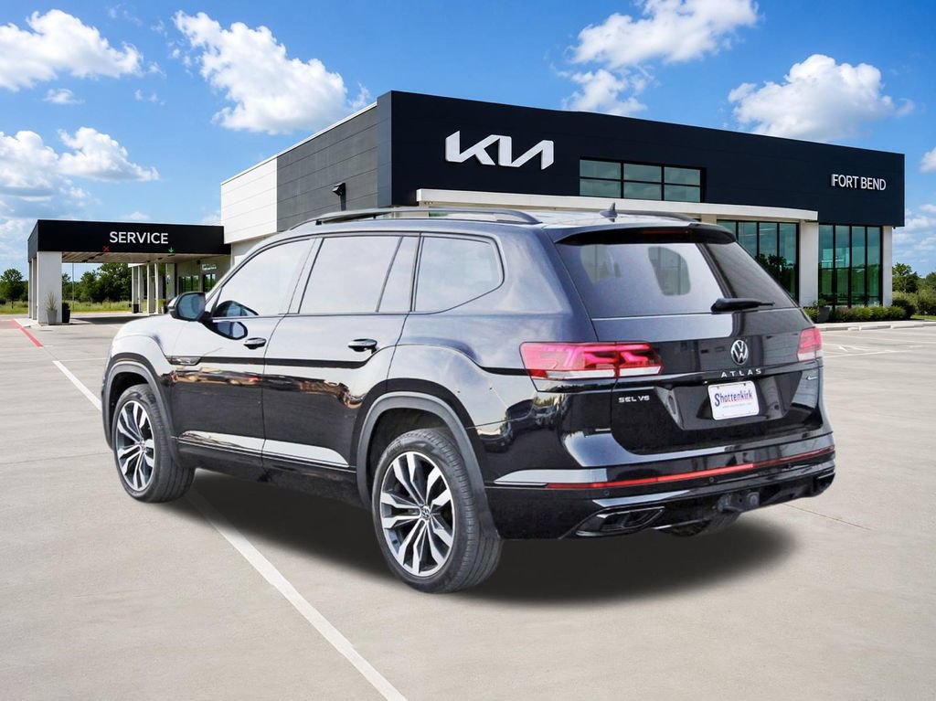 Used 2023 Volkswagen Atlas SEL R-Line AWD/4WD image 7