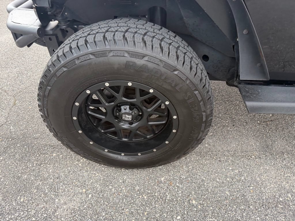 Used 2010 Jeep Wrangler Unlimited Sport AWD/4WD image 9