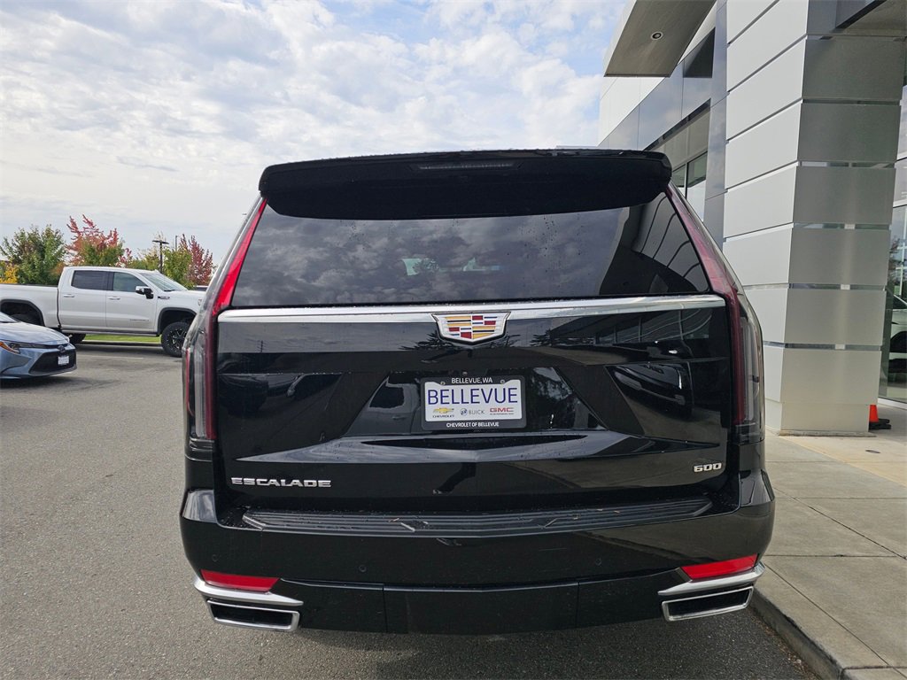 Used 2023 Cadillac Escalade Premium Luxury image 6