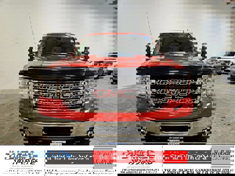 Used 2013 GMC Sierra 2500 SLT w/ Suspension Package, Off-Road image 11